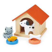 Load image into Gallery viewer, Wooden Dog &amp; Cat Pet Set