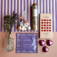 Load image into Gallery viewer, Lilac Lovers Gift Box