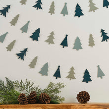 Load image into Gallery viewer, Wooden Christmas Trees Garland