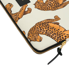 Load image into Gallery viewer, Macbook pro 13&quot; Leopard Cover